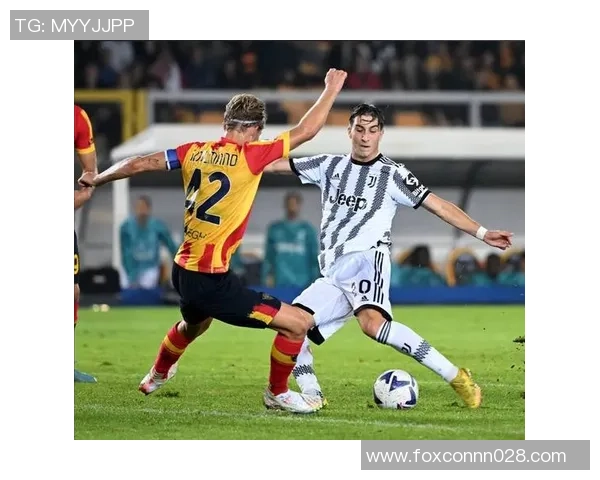 足总杯精彩对决那不勒斯轻松战胜本菲卡红牌事件引发全场热议